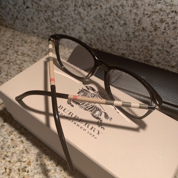 🤓💎NEW BURBERRY FRAMES🤓W/ ORIGINAL CASE/BOX💎🤓 - Picture 8 of 16